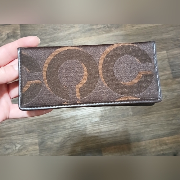 Vintage Coach Checkbook Cover. - Picture 4 of 10
